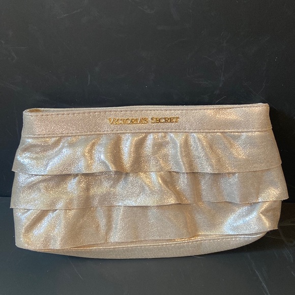Victoria’s Secret Gold Sparkle Ruffle Clutch - Picture 1 of 4